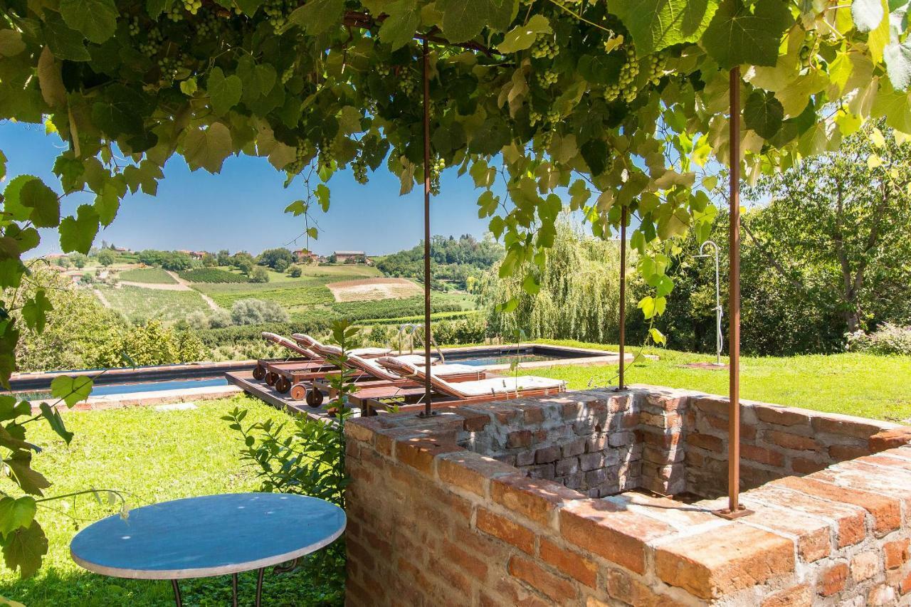 Appartamenti Presso Cascina La Melagrana Костильоле-д'Астри Экстерьер фото