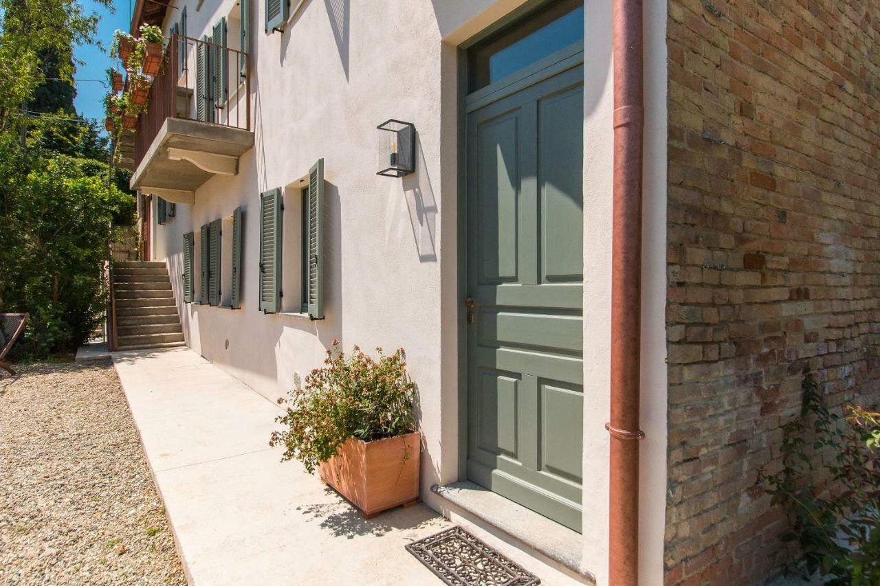 Appartamenti Presso Cascina La Melagrana Костильоле-д'Астри Экстерьер фото